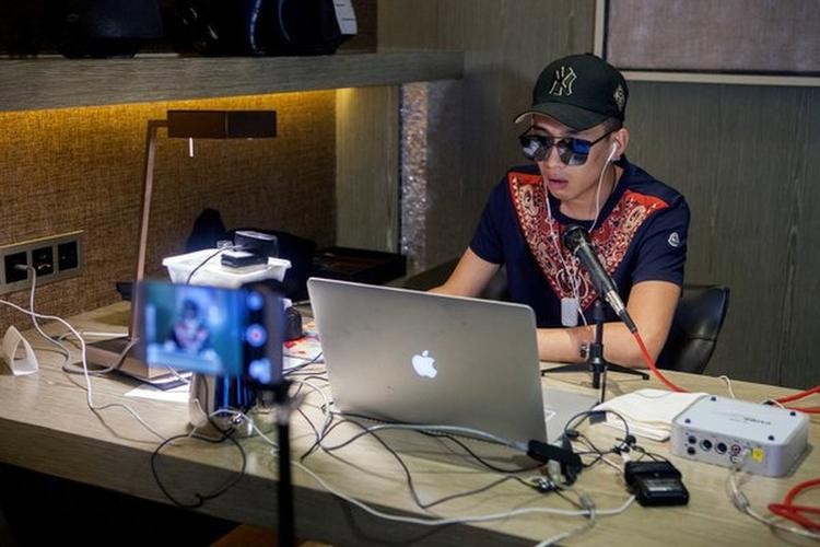 网红什么十一黑料,_网红低俗带货平台封禁案例_中老年网红粉丝群体分析