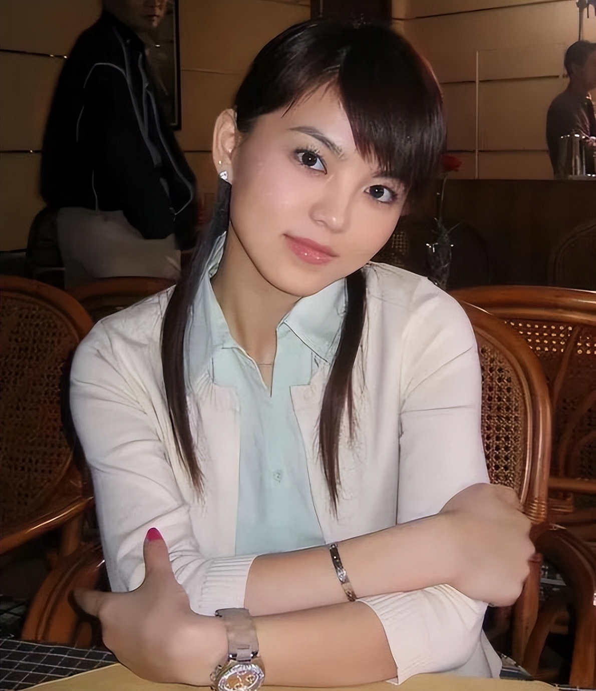 不靠豪门撑腰的女星_娱乐圈谁情商最高_女明星放弃豪门婚姻