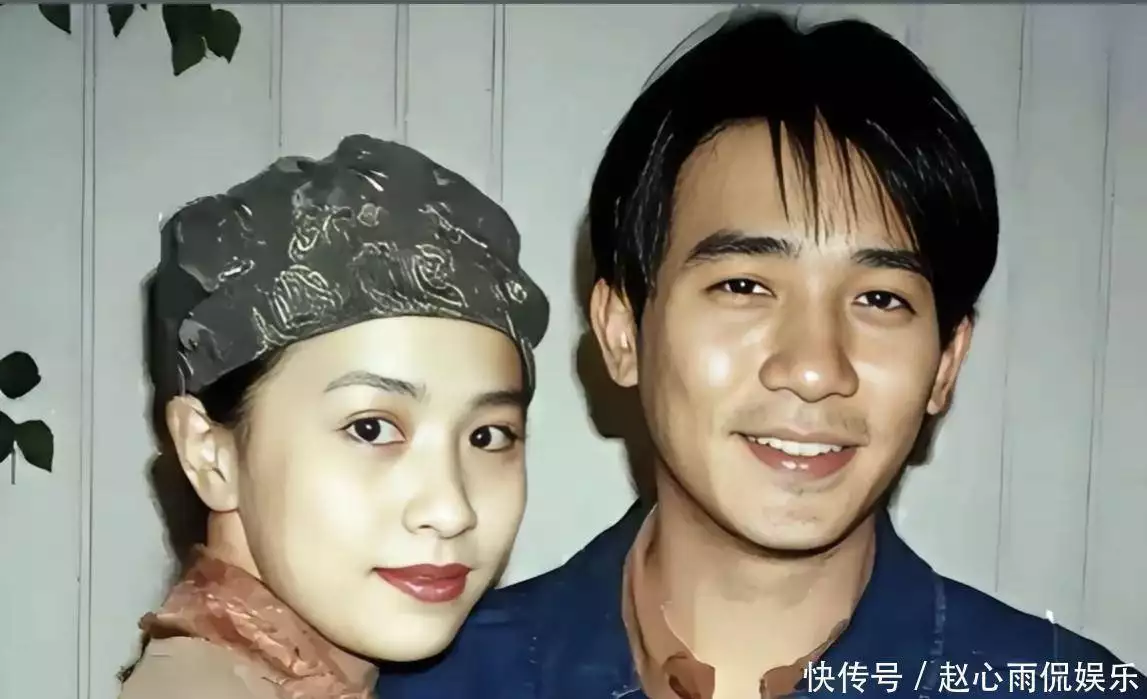 章泽天 娱乐圈_章泽天刘嘉玲播客录制_刘嘉玲章泽天访谈